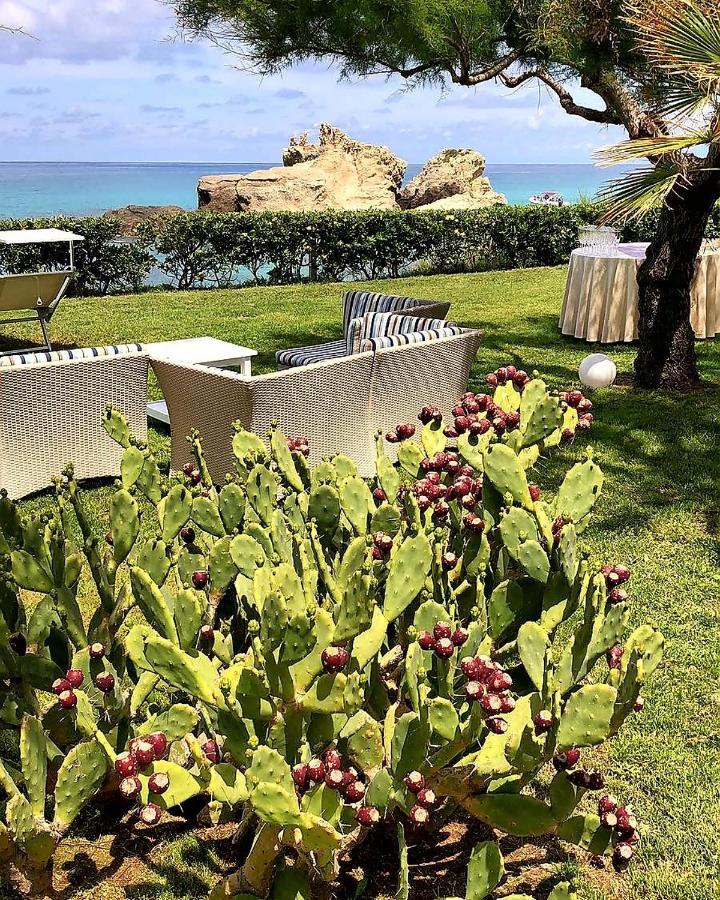 Borgo Di Riaci Beach Resort Santa Domenica  Bagian luar foto