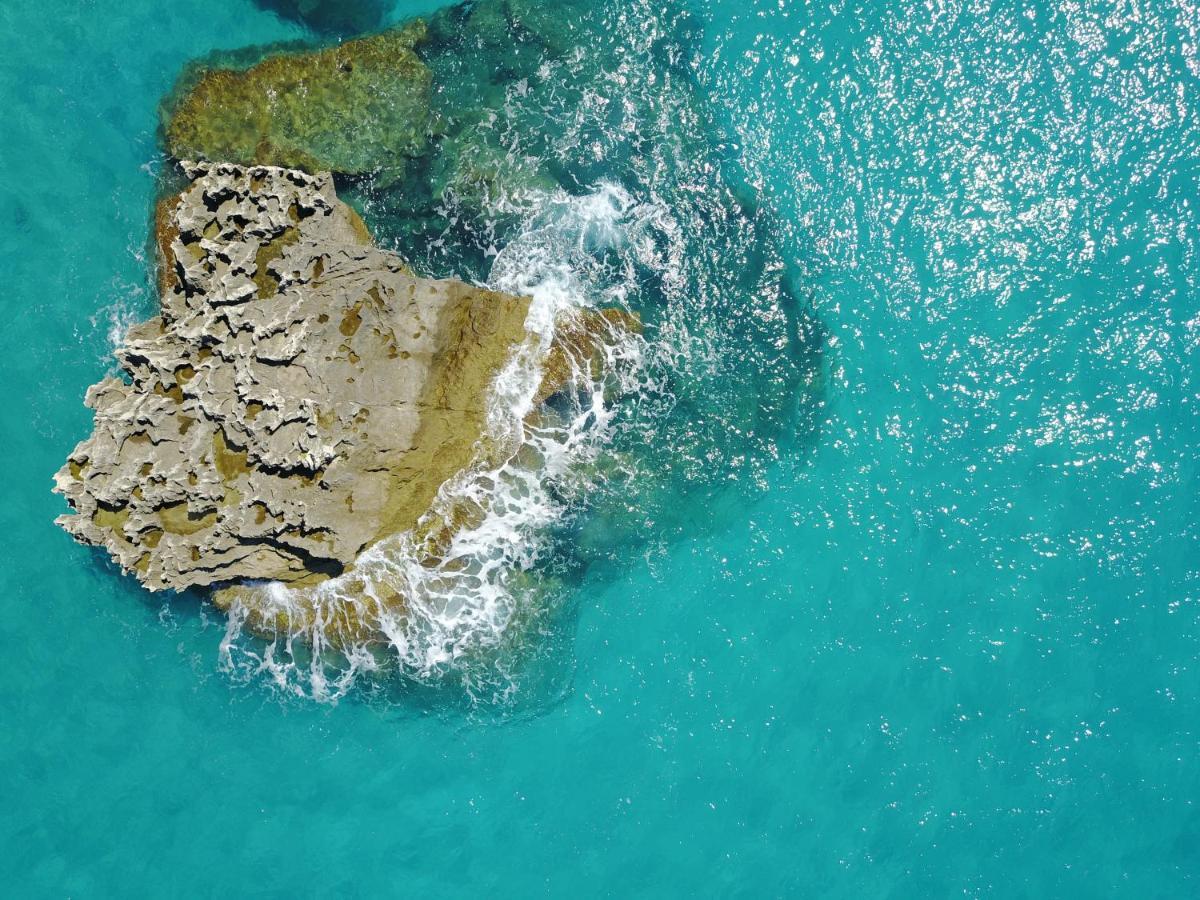 Borgo Di Riaci Beach Resort Santa Domenica  Bagian luar foto
